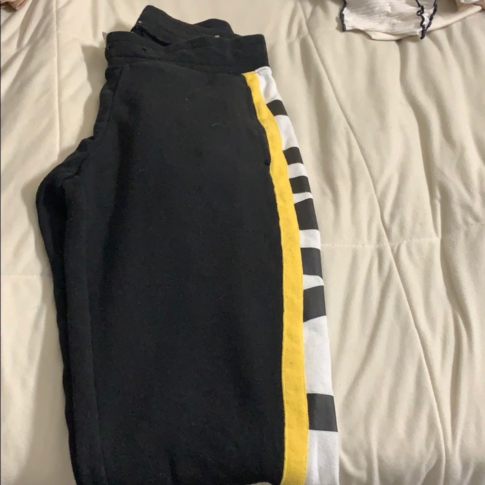 Black VS pink sweatpants